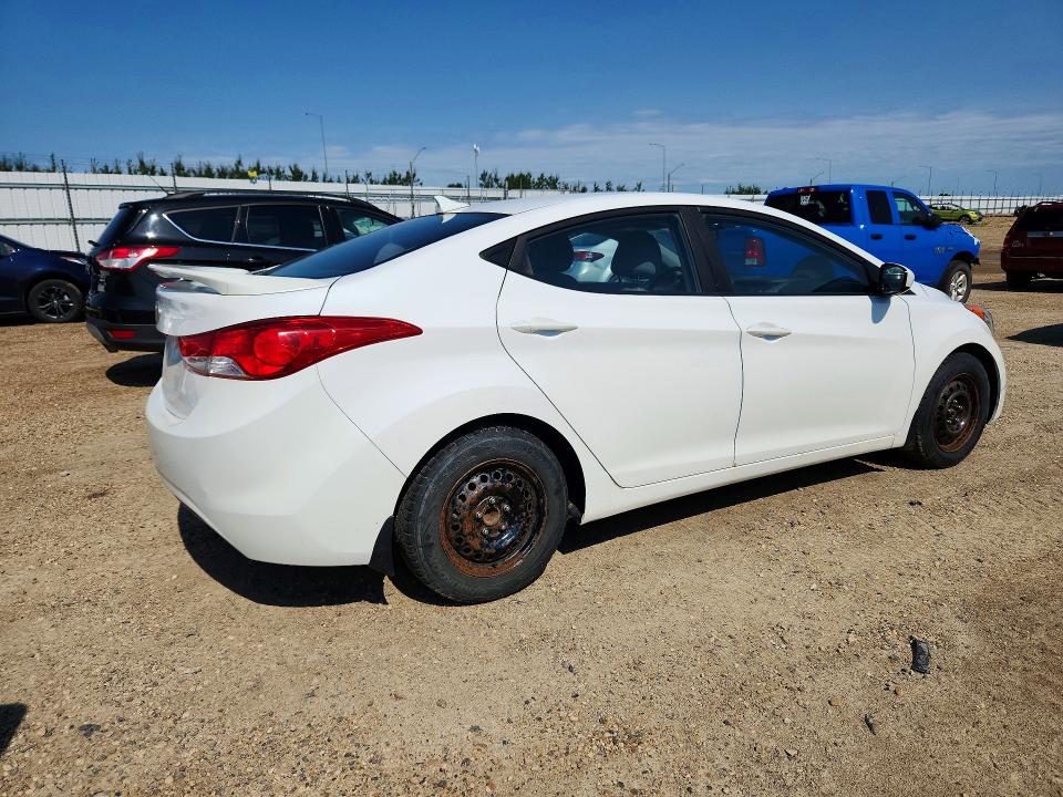 63139366 :رقم المزاد ، 5NPDH4AE8DH411246 vin ، 2013 Hyundai Elantra مزاد بيع