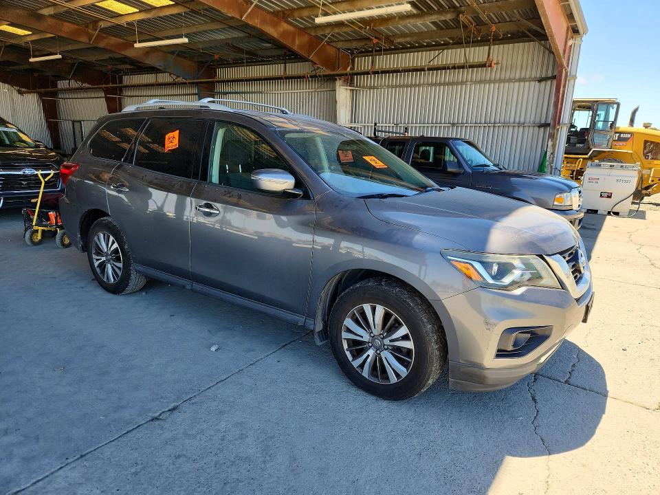 59735446 :رقم المزاد ، 5N1DR2MN4KC602602 vin ، 2019 Nissan Pathfinder مزاد بيع