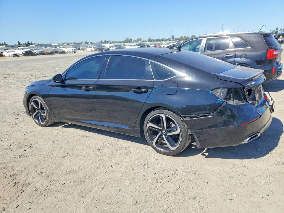 61355386 :رقم المزاد ، 1HGCV1F30MA102860 vin ، 2021 Honda Accord مزاد بيع