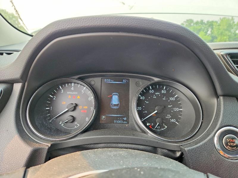 60868046 :رقم المزاد ، 5N1AT2MV8HC844791 vin ، 2017 Nissan Rogue مزاد بيع