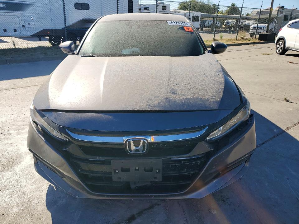 62783456 :رقم المزاد ، 1HGCV2F3XKA016670 vin ، 2019 Honda Accord مزاد بيع