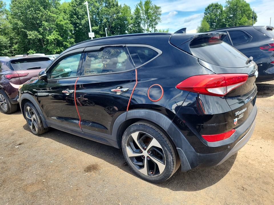 60610286 :رقم المزاد ، KM8J3CA26GU168656 vin ، 2016 Hyundai Tucson مزاد بيع