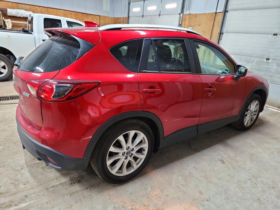 60786256 :رقم المزاد ، JM3KE4DY0F0526159 vin ، 2015 Mazda Cx-5 مزاد بيع