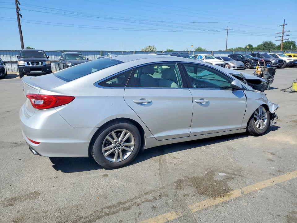 60229376 :رقم المزاد ، 5NPE24AF5FH004664 vin ، 2015 Hyundai Sonata مزاد بيع