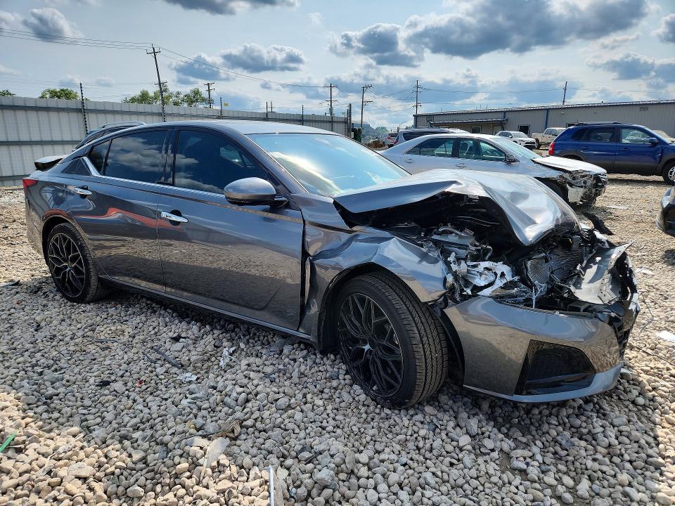 62507056 :رقم المزاد ، 1N4BL4EW9RN333291 vin ، 2024 Nissan Altima مزاد بيع