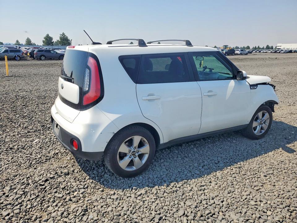 Продаж на аукціоні авто 2017 Kia Soul, vin: KNDJN2A27H7471275, номер лоту: 61806356