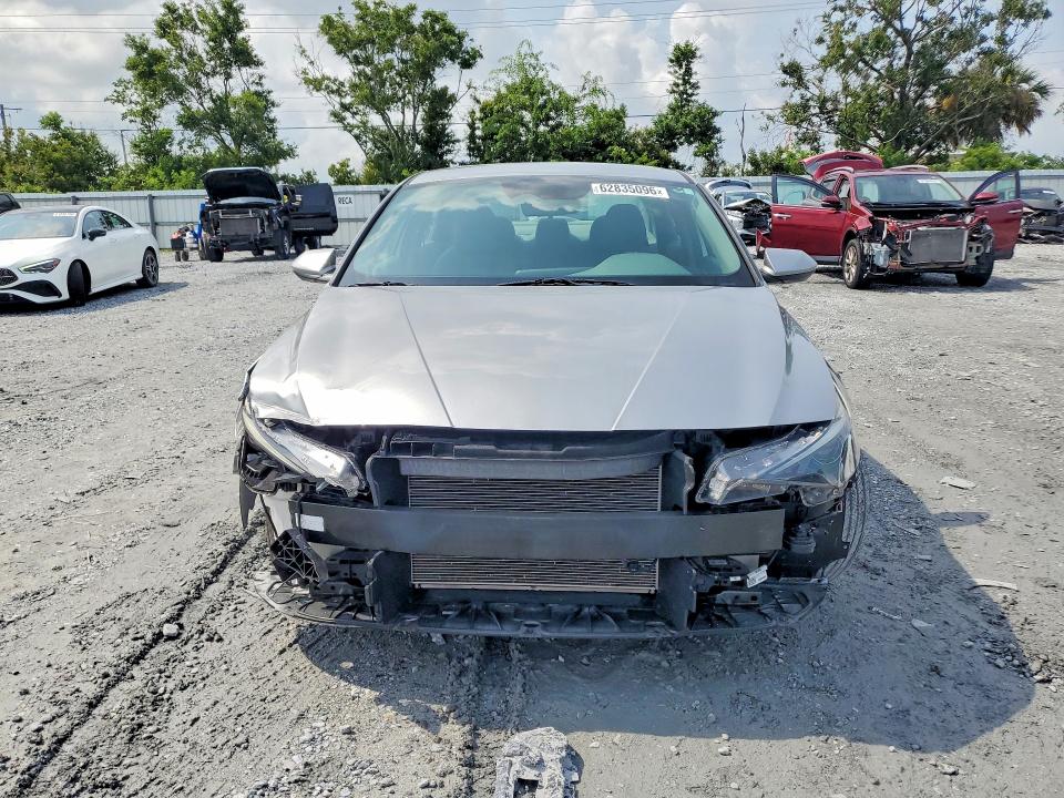 Продажа на аукционе авто 2022 Hyundai Elantra, vin: 5NPLM4AG0NH070645, номер лота: 62835096
