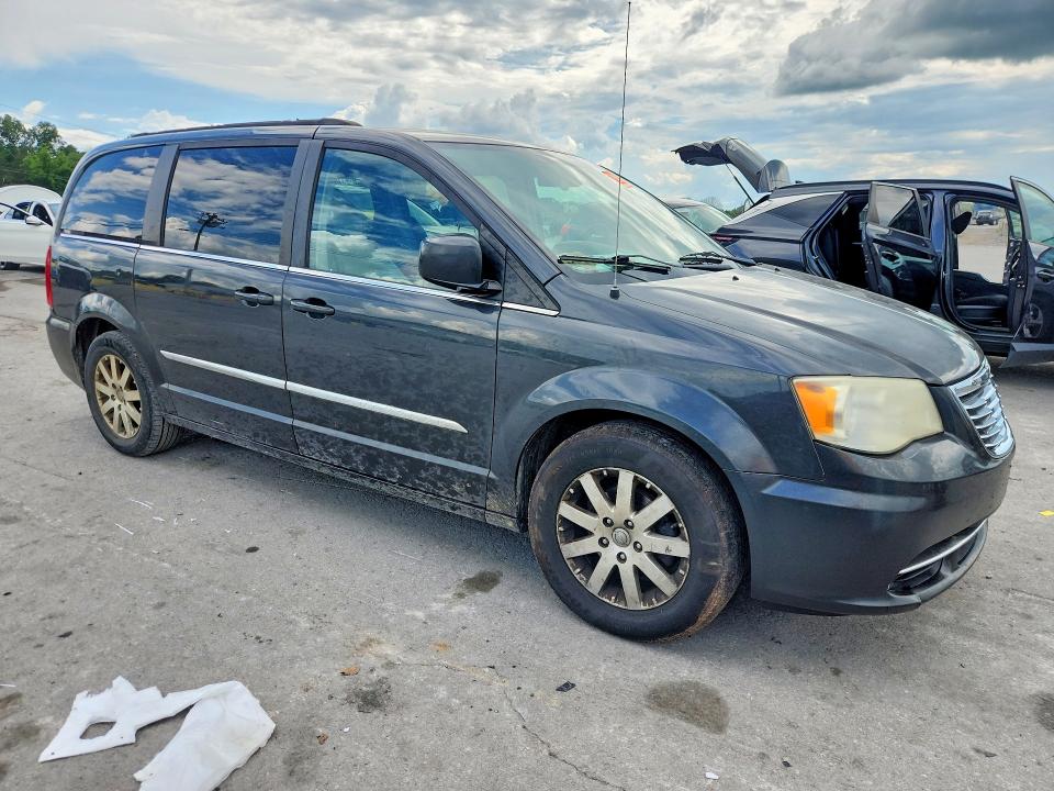 61071926 :رقم المزاد ، 2A4RR8DG0BR676230 vin ، 2011 Chrysler Town & Country مزاد بيع