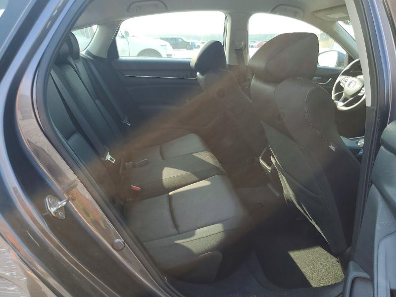 61403826 :رقم المزاد ، 1HGCV1F13KA008046 vin ، 2019 Honda Accord مزاد بيع