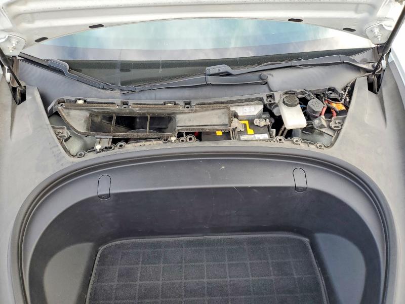 Продажа на аукционе авто 2018 Tesla Model 3, vin: 5YJ3E1EA3JF018498, номер лота: 63258756