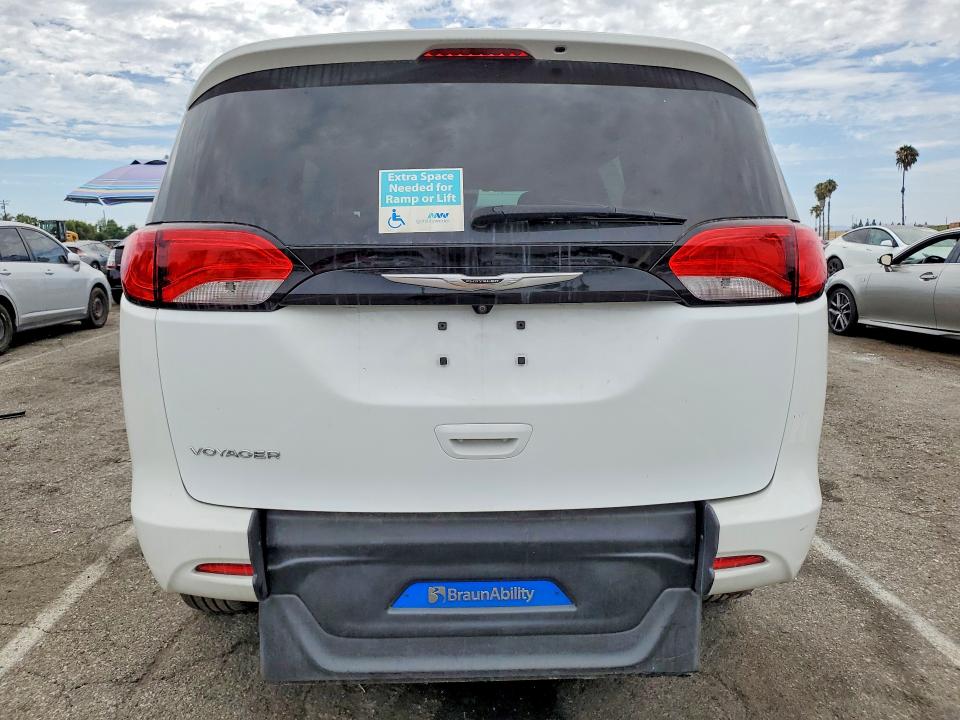 Продажа на аукционе авто 2023 Chrysler Voyager, vin: 2C4RC1CG2PR617218, номер лота: 60871626