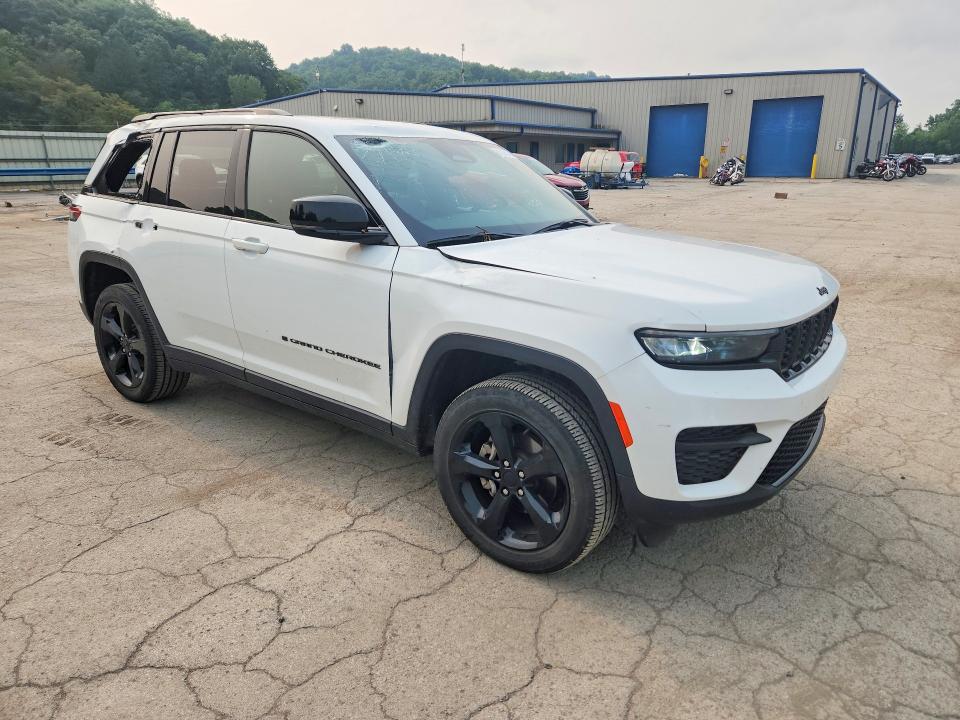 Продаж на аукціоні авто 2024 Jeep Grand Cherokee, vin: 1C4RJHAGXR8944207, номер лоту: 61043876