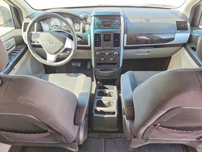Продажа на аукционе авто 2010 Dodge Grand Caravan, vin: 2D4RN5D1XAR408301, номер лота: 61431826
