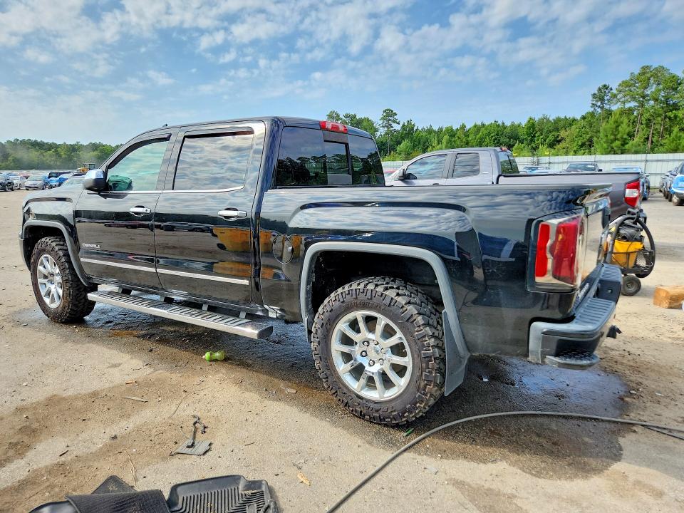59073156 :رقم المزاد ، 3GTU2PEC8JG142293 vin ، 2018 Gmc Sierra مزاد بيع
