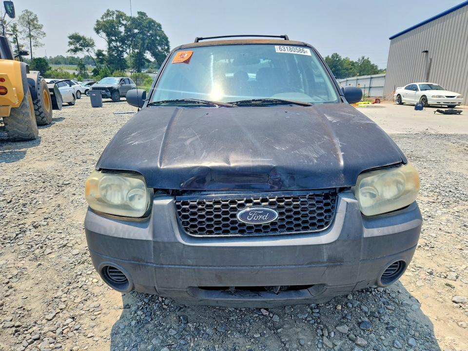 2005 Ford Escape მანქანა იყიდება აუქციონზე, vin: 1FMYU02Z35KD75729, აუქციონის ნომერი: 63180586