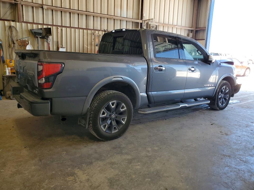 61970536 :رقم المزاد ، 1N6AA1ED0MN511104 vin ، 2021 Nissan Titan مزاد بيع