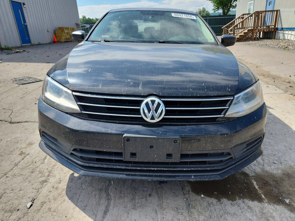60421056 :رقم المزاد ، 3VW2K7AJ2FM351515 vin ، 2015 Volkswagen Jetta مزاد بيع