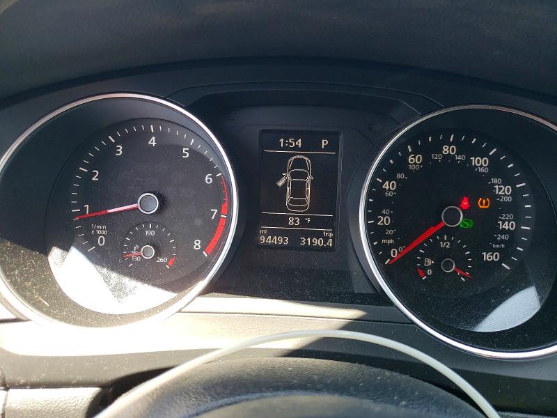 60989906 :رقم المزاد ، 3VWDB7AJ6HM373707 vin ، 2017 Volkswagen Jetta مزاد بيع