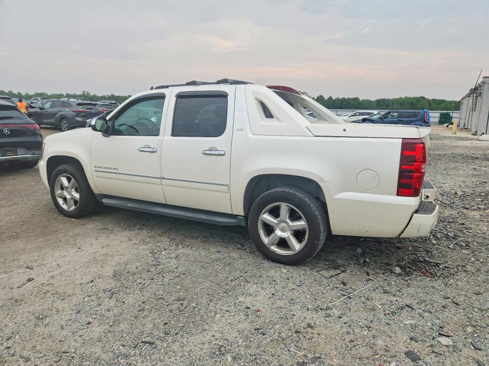 2011 Chevrolet Avalanche მანქანა იყიდება აუქციონზე, vin: 3GNTKGE34BG318714, აუქციონის ნომერი: 62809036