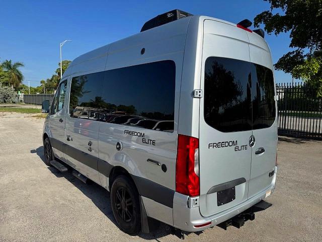 Aukcja sprzedaży 2022 Mercedes-benz Sprinter, vin: W1X4EBHY0NP484324, numer aukcji: 61811896