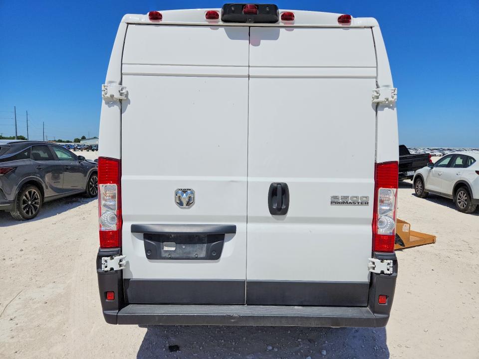 59971596 :رقم المزاد ، 3C6LRVDG3PE558425 vin ، 2023 Ram Promaster 2500 مزاد بيع