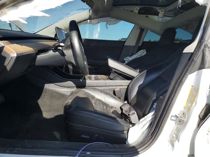 60071876 :رقم المزاد ، 5YJ3E1EB8KF191556 vin ، 2019 Tesla Model 3 مزاد بيع