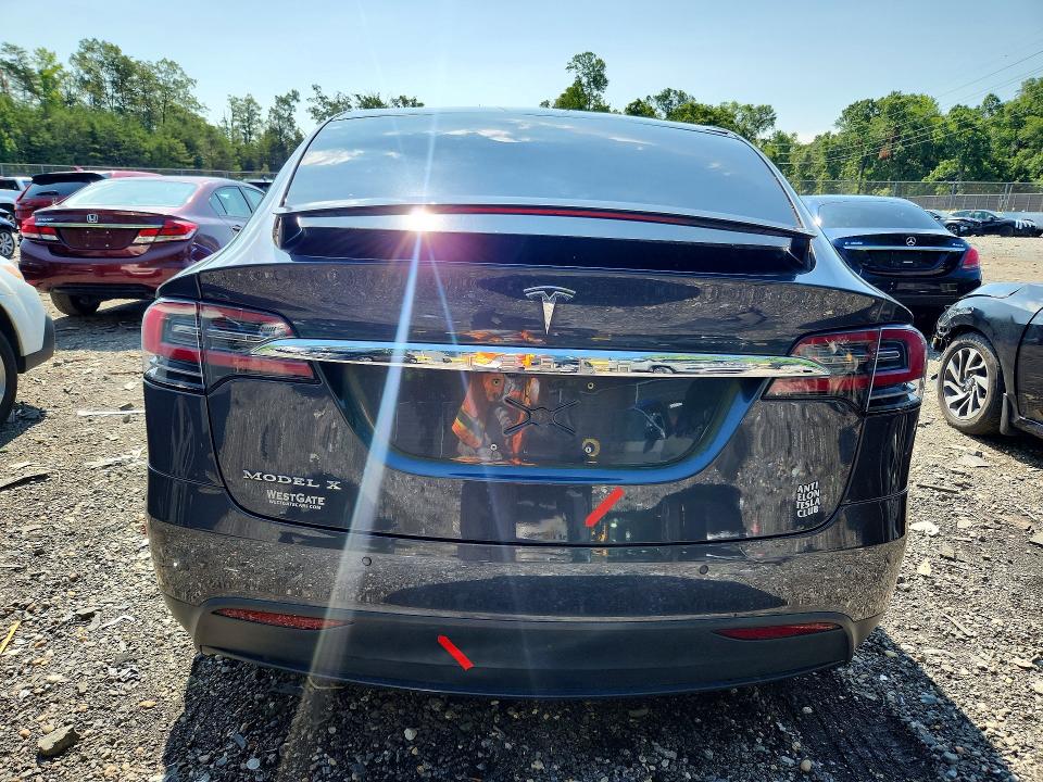 Продажа на аукционе авто 2016 Tesla Model X, vin: 5YJXCAE22GF022650, номер лота: 61797606