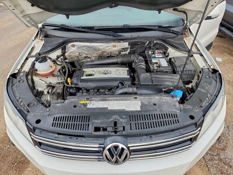 60610536 :رقم المزاد ، WVGJV3AX2EW524026 vin ، 2014 Volkswagen Tiguan مزاد بيع