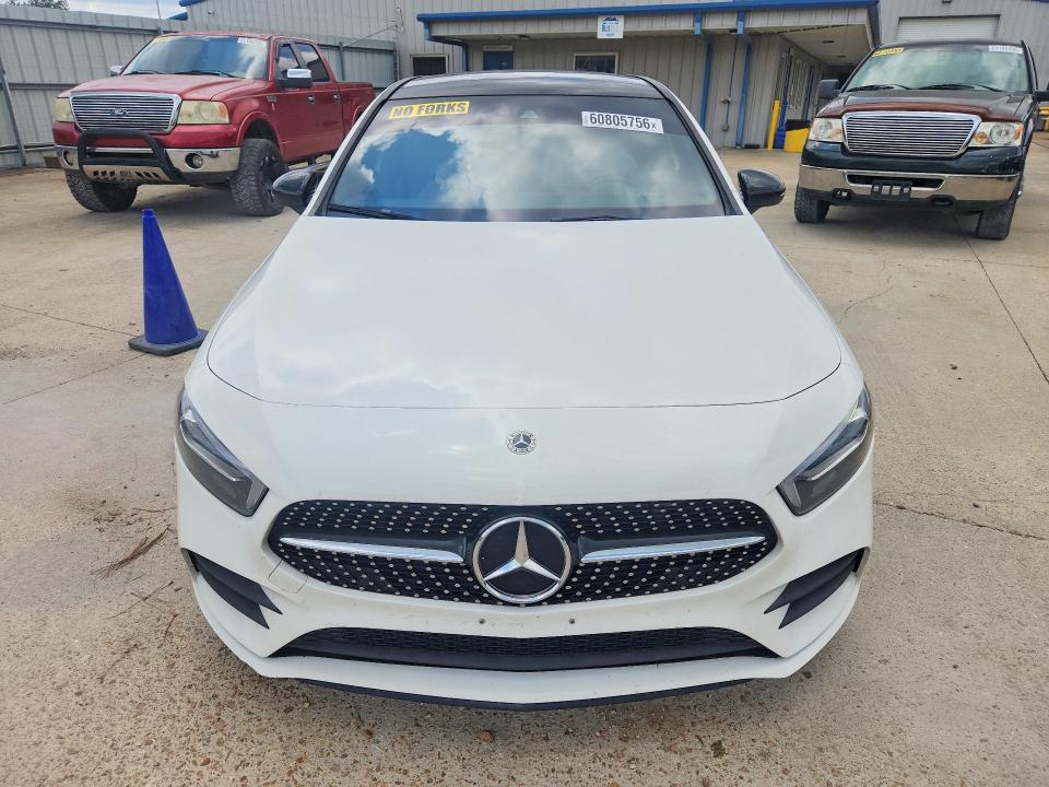 60805756 :رقم المزاد ، W1K3G4FB7NJ361130 vin ، 2022 Mercedes-benz A مزاد بيع
