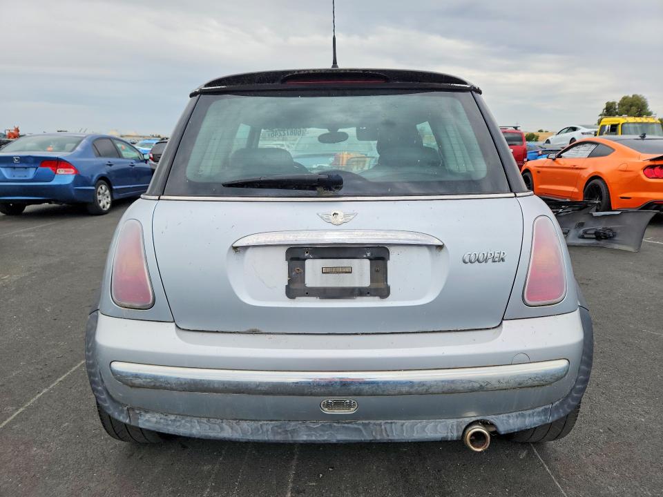 Продажа на аукционе авто 2004 Mini Cooper, vin: WMWRC33434TJ62740, номер лота: 60872246