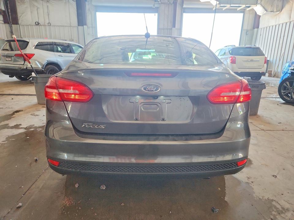 2017 Ford Focus მანქანა იყიდება აუქციონზე, vin: 1FADP3E28HL339338, აუქციონის ნომერი: 60758226