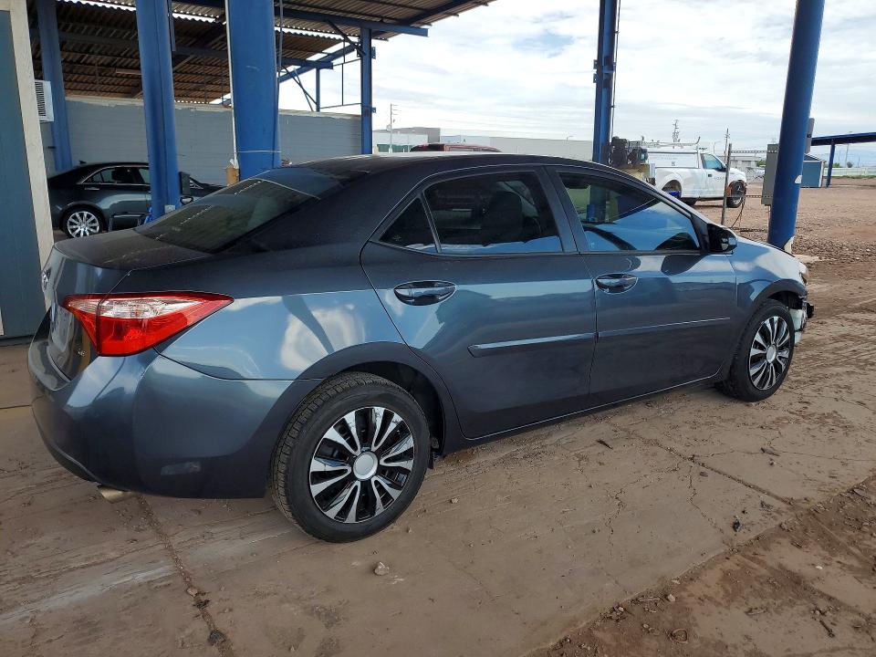 Продажа на аукционе авто 2018 Toyota Corolla, vin: 2T1BURHE3JC007324, номер лота: 61743906