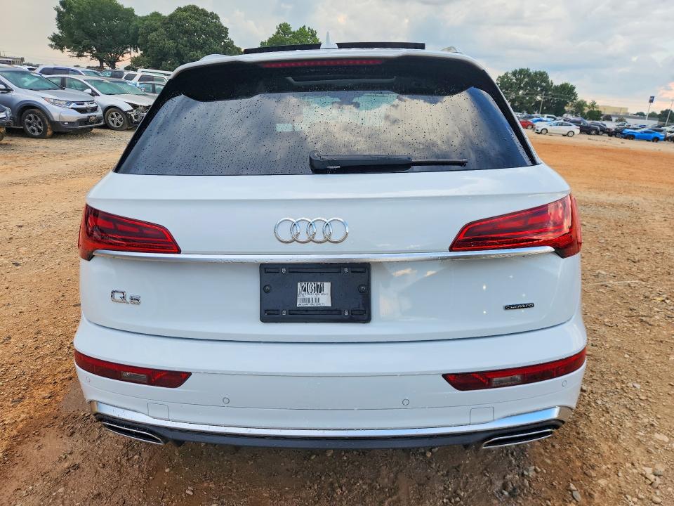 Продаж на аукціоні авто 2022 Audi Q5, vin: WA1GAAFY0N2108171, номер лоту: 60137916