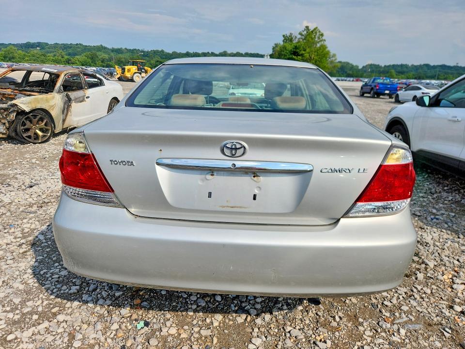 2006 Toyota Camry მანქანა იყიდება აუქციონზე, vin: 4T1BE32K26U156449, აუქციონის ნომერი: 60015426