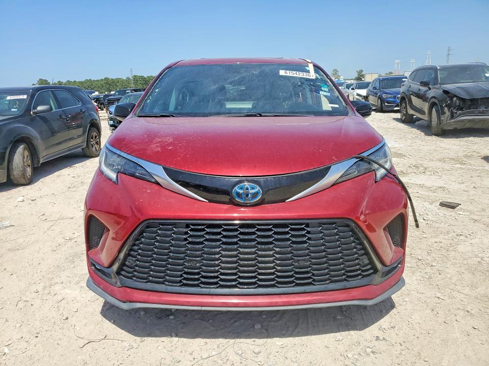 2022 Toyota Sienna მანქანა იყიდება აუქციონზე, vin: 5TDXRKEC9NS085170, აუქციონის ნომერი: 61542336