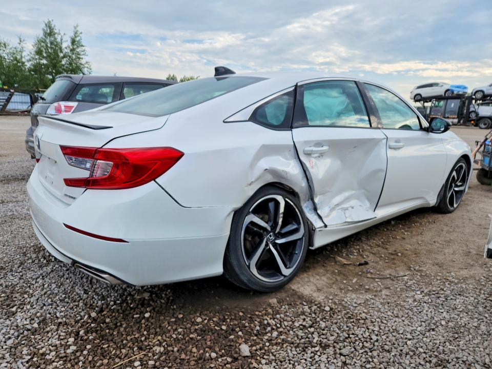 58405906 :رقم المزاد ، 1HGCV1F37MA803301 vin ، 2021 Honda Accord مزاد بيع