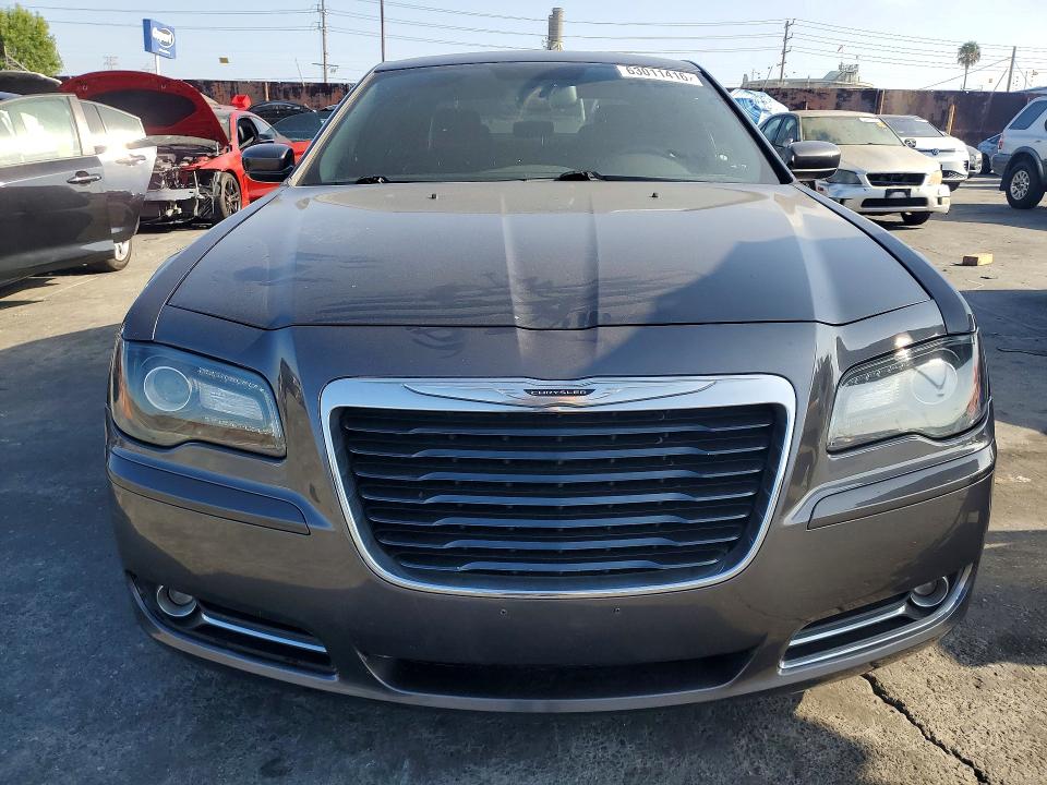Продажа на аукционе авто 2013 Chrysler 300, vin: 2C3CCABG5DH547257, номер лота: 63011416