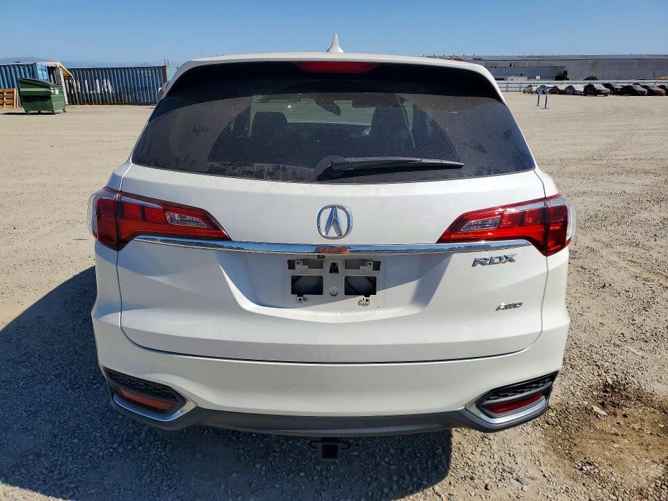 62715396 :رقم المزاد ، 5J8TB4H57HL028890 vin ، 2017 Acura Rdx مزاد بيع