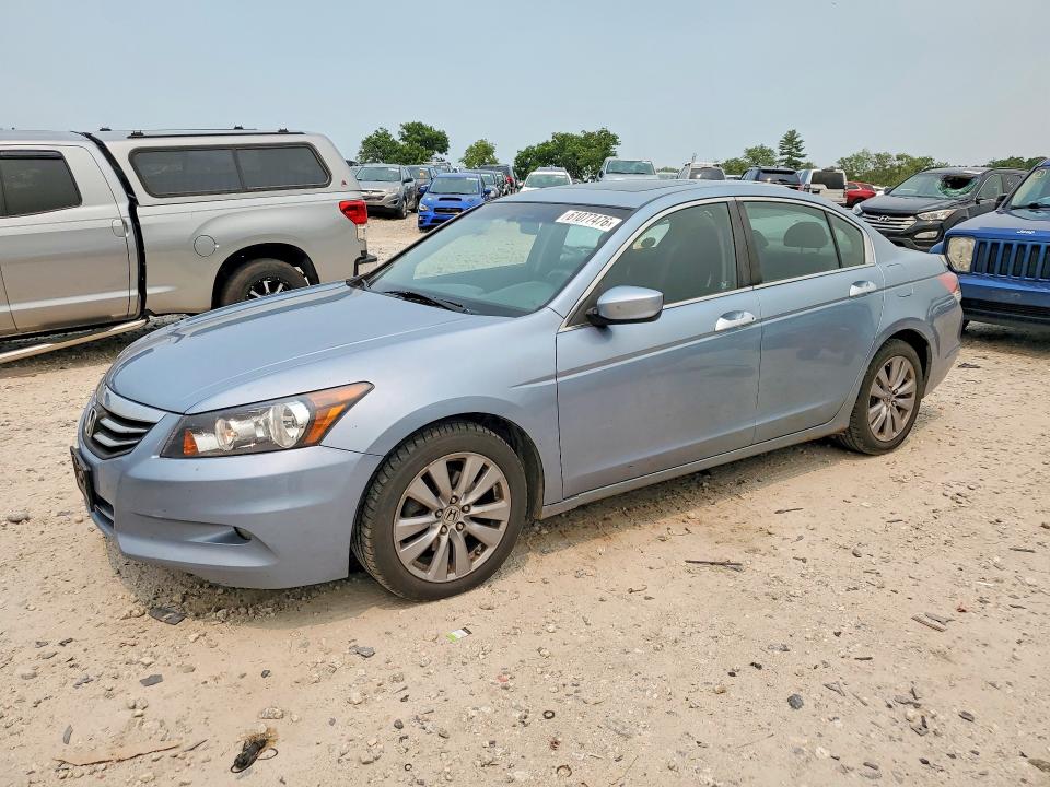 2011 Honda Accord მანქანა იყიდება აუქციონზე, vin: 1HGCP3F7XBA012590, აუქციონის ნომერი: 61077476