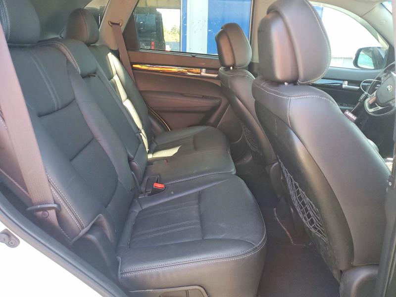 2015 Kia Sorento მანქანა იყიდება აუქციონზე, vin: 5XYKTCA69FG627318, აუქციონის ნომერი: 60833956