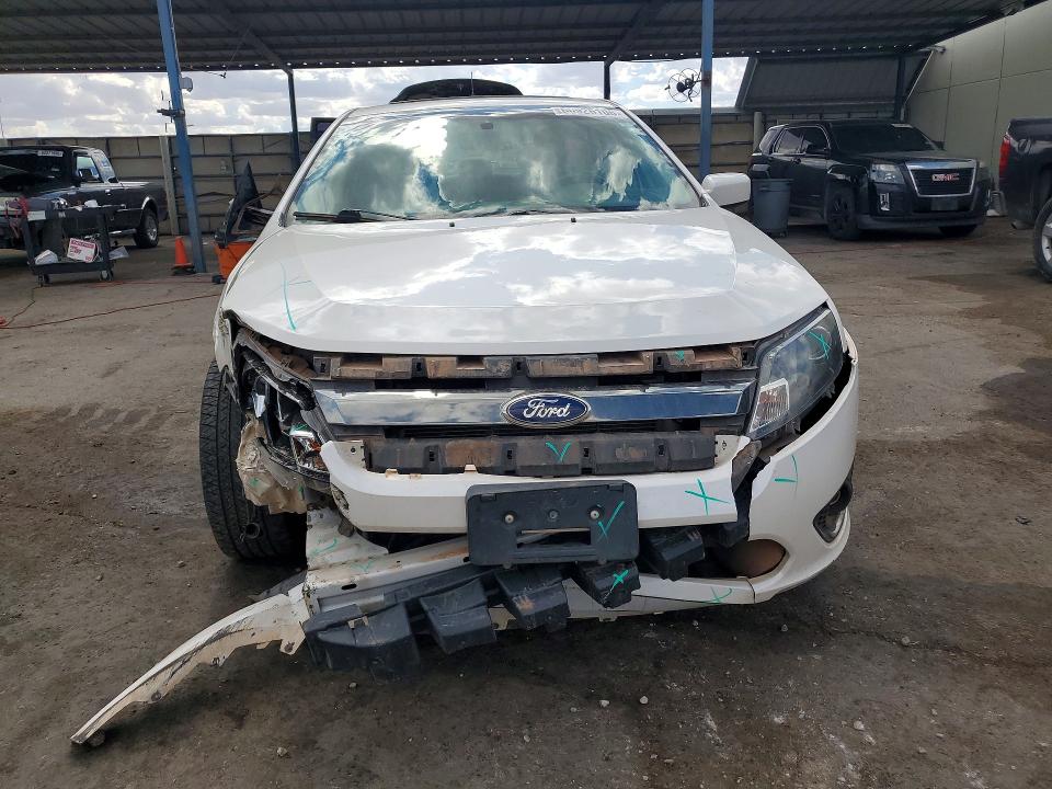 60926106 :رقم المزاد ، 3FAHP0KC6CR169844 vin ، 2012 Ford Fusion مزاد بيع