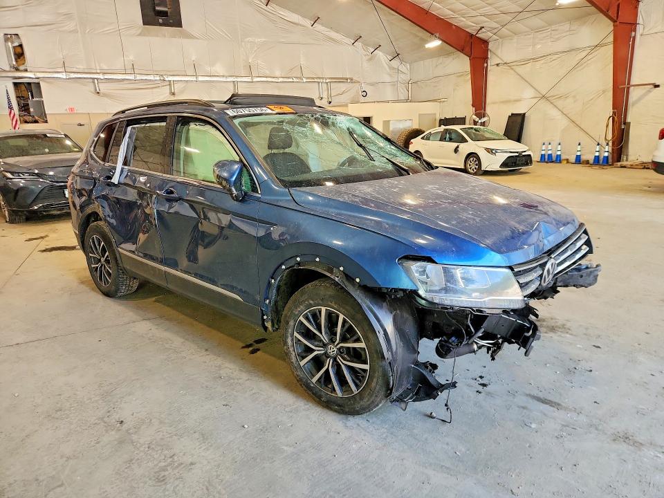 60755756 :رقم المزاد ، 3VV2B7AX3LM134608 vin ، 2020 Volkswagen Tiguan مزاد بيع