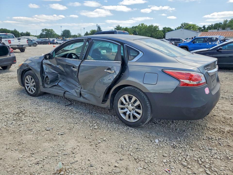 2015 Nissan Altima მანქანა იყიდება აუქციონზე, vin: 1N4AL3AP2FC197534, აუქციონის ნომერი: 62443416