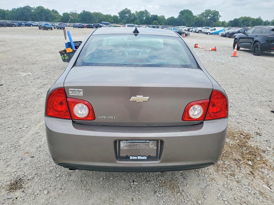 62622986 :رقم المزاد ، 1G1ZB5E05CF281844 vin ، 2012 Chevrolet Malibu مزاد بيع