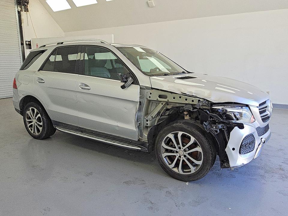 55845556 :رقم المزاد ، 4JGDA5HB4GA746517 vin ، 2016 Mercedes-benz Gle مزاد بيع