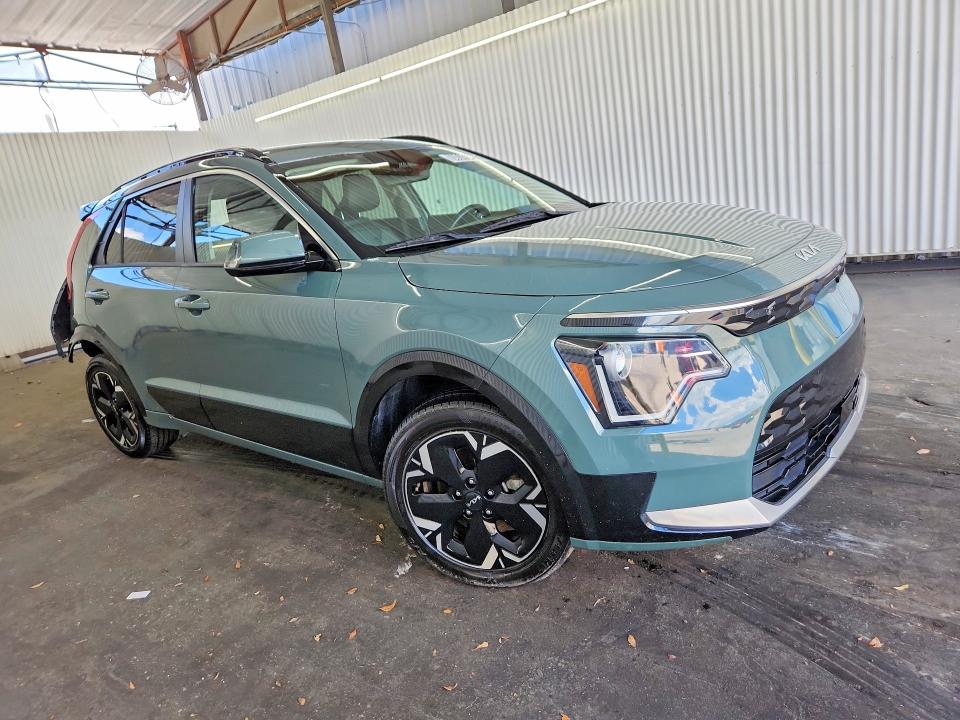 Продаж на аукціоні авто 2023 Kia Niro, vin: KNDCR3L15P5045196, номер лоту: 60043716