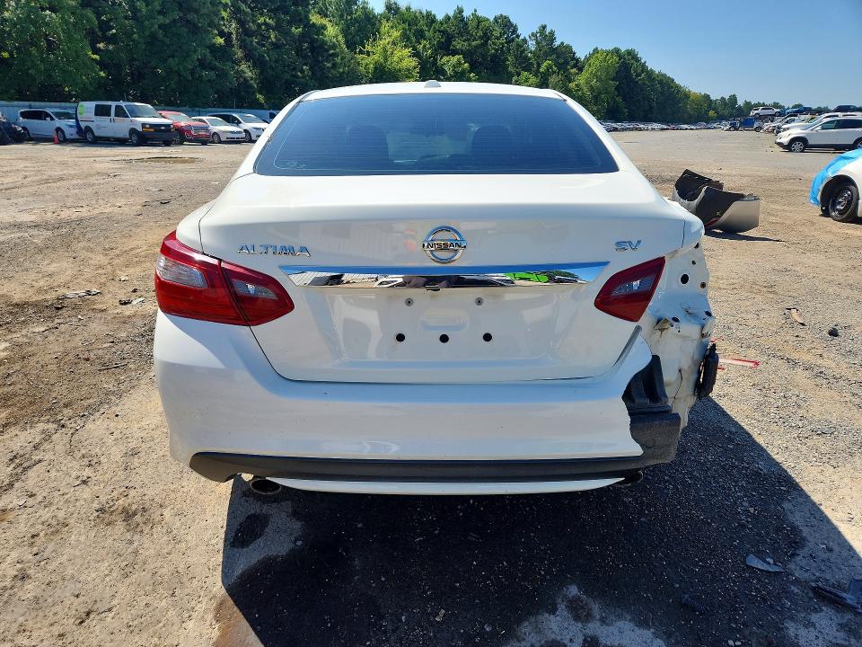 Продаж на аукціоні авто 2018 Nissan Altima, vin: 1N4AL3AP7JC179247, номер лоту: 62424566