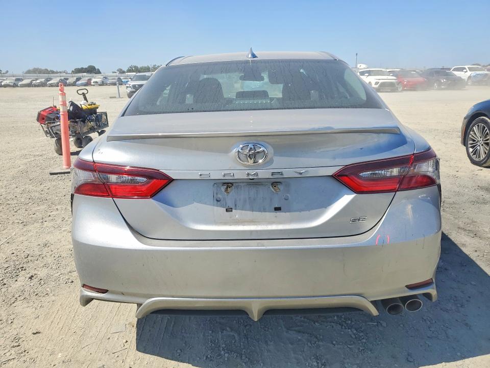 Продаж на аукціоні авто 2022 Toyota Camry, vin: 4T1G11AK6NU018029, номер лоту: 59718956