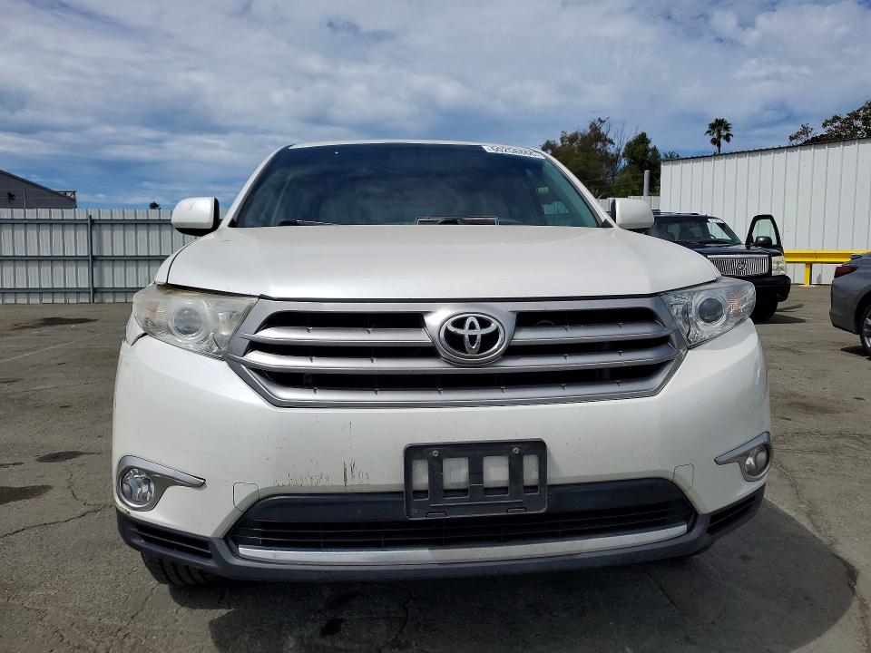 2013 Toyota Highlander მანქანა იყიდება აუქციონზე, vin: 5TDBK3EH7DS271756, აუქციონის ნომერი: 60258866