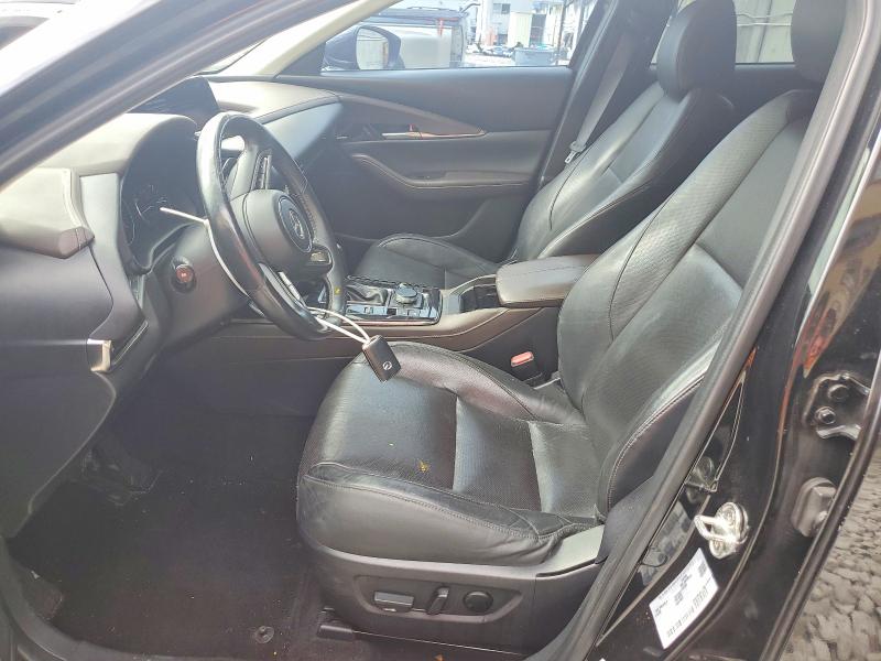 63701216 :رقم المزاد ، 3MVDMBDY9NM409019 vin ، 2022 Mazda Cx-30 مزاد بيع